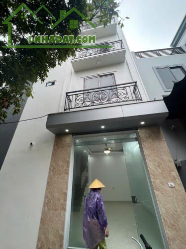 Cần Bán Nhà Lĩnh Nam 31m 5 Tầng 4 Phòng Xây Mới Giá 5.95Tỷ Sổ Chính Chủ - 1