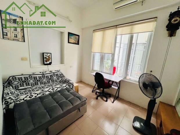 🔥 SIÊU HOT! Nhà 35 Trần Thái Tông – 39m² – Mặt Tiền 7m– 8.8 Tỷ – Ngõ Rộng Gần Bãi Ô Tô🔥 - 2