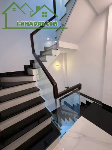 Mặt tiền KD liền kề Nguyễn Trọng Tuyển_Lê Văn Sỹ Tân Bình, 4 Tầng, 35m2, Ở ngay,8.35 tỷ - 2