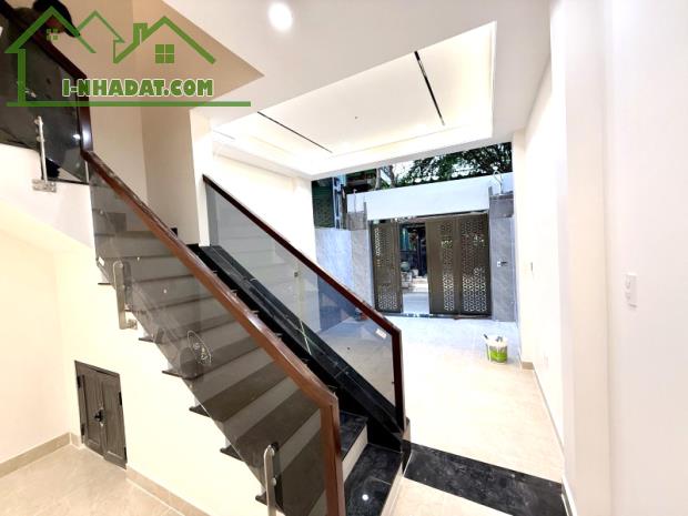 Bán Nhà Mặt Tiền 4 Tầng Đẹp Lung Linh 51m2_4.2x12m Quốc Lộ 13 Hiệp Bình Phước Thủ Đức Chỉ - 3