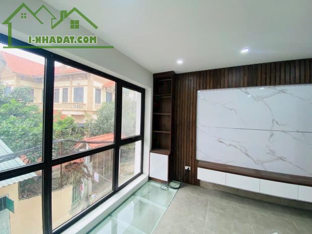 Nhà mới. Thiết kế hiện đại Oto đỗ vào nhà ở sướng quá tuyệt vời - 2