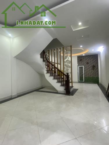 Bán Nhà Định Công Thượng - HM , DT 50m , Giá Hơn 7Tỷ , oto đỗ cổng - 2