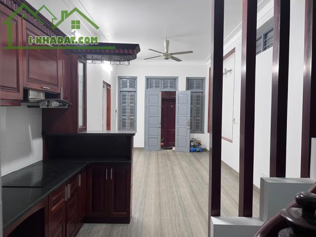 Bán nhà ngõ 461 Minh Khai – 36m² – 5 tầng – 2 mặt thoáng – Giá chỉ 6.8 tỷ – Sát Times City