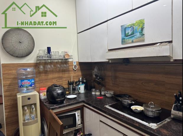 Bán nhà phố Giáp Bát-49m2 , xây 4 tầng. Giá thương lượng - 3