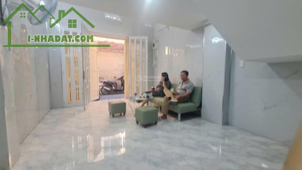 BÁN NHÀ CẠNH MT NGUYỄN TRÃI ,Q.5, HẺM THẲNG 1 TRỤC ,5 TẦNG , 6 PHÒNG,SHR, HOÀN CÔNG ĐỦ, - 1