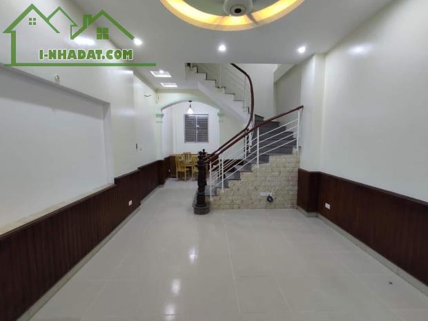 🏡 Chính chủ cần bán nhà gần phố – Vị trí cực đẹp, gía chỉ hơn 6 tỷ - 3