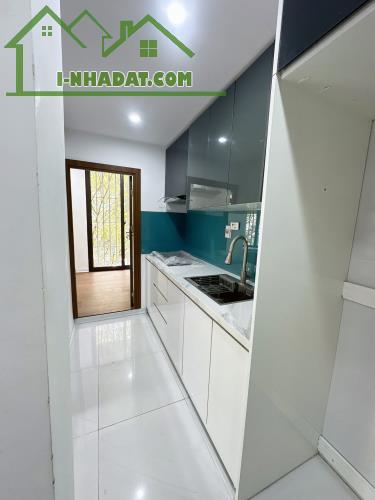 Nhà Đẹp - Ở Ngay- Lô Góc - Tập Thể Thành Công - Ba Đình - Dt:55m2/PK/2PN/Bếp*nhỉnh 3 tỷ - 1