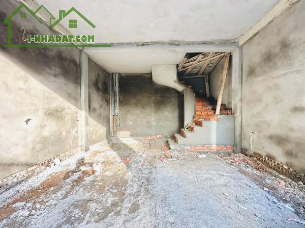 💜NHÀ PHỐ THANH AM 30M2X5T CHÀO 5.5 TỶ - SÁT PHỐ - THOÁNG- MỚI KOONG - 1