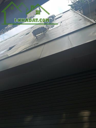DÒNG TIỀN 9 PHÒNG KHÉP KÍN - TRUNG TÂM CẦU GIẤY - Ô TÔ TRÁNH 40m2 - 12 tỷ