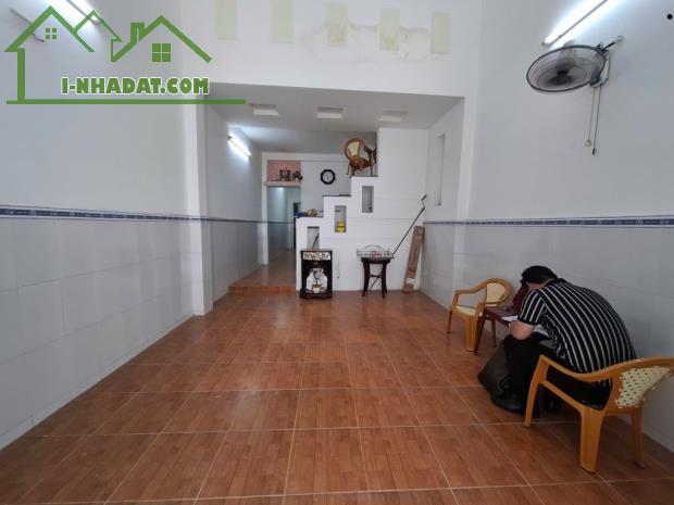 Bán gấp nhà đẹp ở ngay An Dương Vương, xe hơi ngủ nhà, 68m2, nở hậu, SHR, chỉ nhỉnh 5 tỷ. - 1