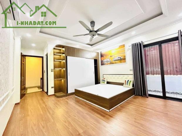 Bán Nhà Kim Giang - TX , DT 50m , Giá Hơn 9Tỷ , oto gần , Ngõ nông - 2