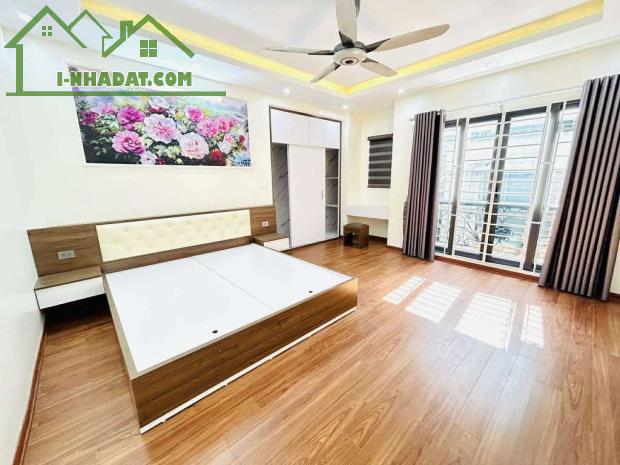 Bán Nhà Kim Giang - TX , DT 50m , Giá Hơn 9Tỷ , oto gần , Ngõ nông - 3
