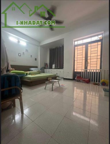 Bán GẤP nhà 4 lầu HẼM XE TẢI Trần Thị Trọng, P15 Tân Bình 9.1 tỷ.