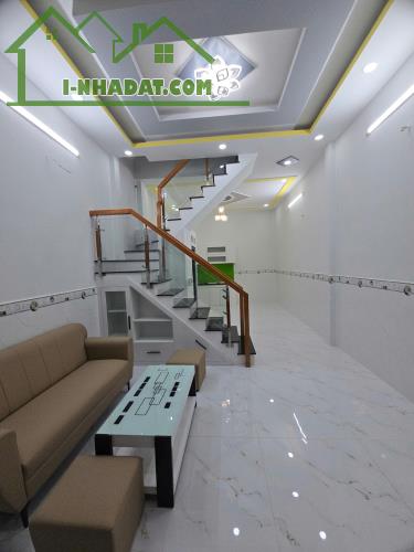 LÊ VĂN QUỚI - HẺM 4M THẲNG TRỤC - 36M2 - 2 TẦNG 2PN 2WC - CHỈ 4.05 TỶ