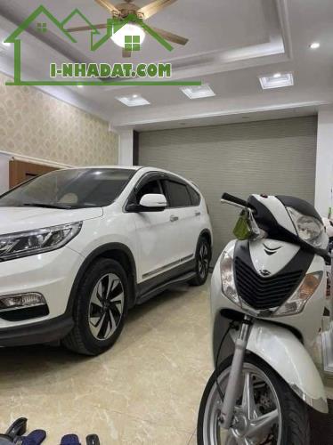 BÁN NHÀ PHỐ LÁNG HẠ - 61M² x 5 TẦNG - PHÂN LÔ Ô TÔ TRÁNH - KINH DOANH - GIÁ CHỈ 16.5 TỶ