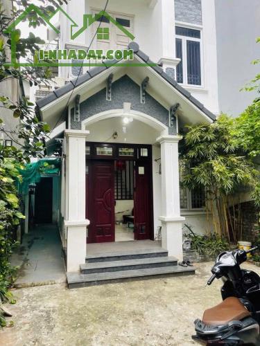 BÁN BIỆT THỰ SÂN VƯỜN 120M2, PHỐ NGỌC THỤY, ĐƯỜNG OTO THÔNG, GẦN MIPEC LONG BIÊN