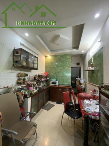 MẶT TIỀN ĐƯỜNG P4 QUẬN 8 - GẦN CHỢ PHẠM THẾ HIỂN - KẾ BÊN PARC MALL - 65M2 - 9.1 TỶ - 1