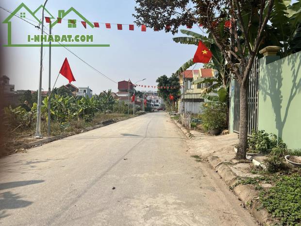 Bán lô đất cạnh trục chính Xã Nam Sơn, An Dương  119m giá 2,3x tỷ  LH 0979087664 - 2