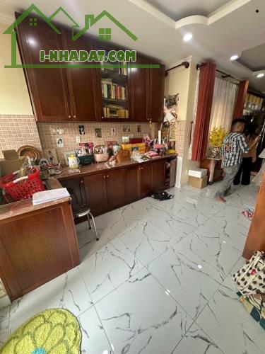 Bán gấp nhà đẹp ở ngay mặt tiền khu đường số, có Hầm, 130m2, 7T, ngang 6.5m, chỉ 25.7 tỷ. - 2