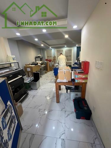 Bán gấp nhà đẹp ở ngay mặt tiền khu đường số, có Hầm, 130m2, 7T, ngang 6.5m, chỉ 25.7 tỷ. - 4
