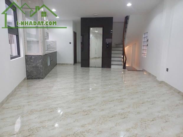 HOT bán nhà ngõ Chợ Khâm Thiên, Đống Đa, 50m2, 6T Thang máy, 11.8 tỷ - 1