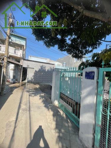 BÁN NHÀ CẤP 4... DT .100M2 PHƯỜNG LINH XUÂN -TP THỦ ĐỨC.