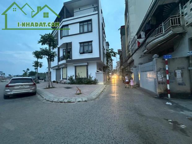 SIÊU PHẨM NGỌC THỤY 5 TẦNG THANG MÁY - LONG BIEN - GẦN ĐƯỜNG HỒNG TIẾN