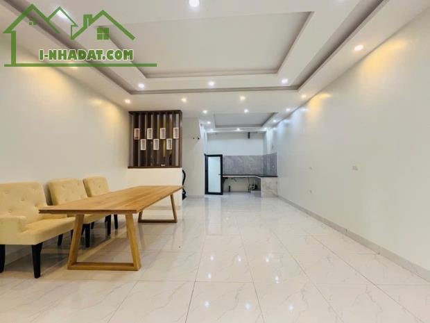 BÁN NHÀ 3 TẦNG MỚI KÍNH KOONG TẠI ĐẢN DỊ - ĐÔNG ANH - 4