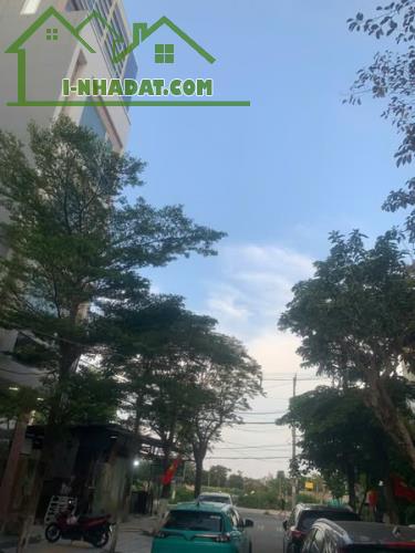 Tòa căn hộ biển Sơn Trà - Dòng tiền ổn định 50 triệu tháng -Giá chỉ 14,8 tỷ .