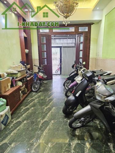 Bán nhà An Bình P5 Q5, 73m2[4×19] 4 tầng 5PN 6WC, hẻm 4m, 11ty9 - 3