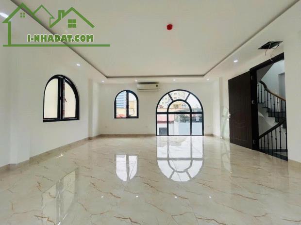 SIÊU VIP TOÀ NHÀ VĂN PHÒNG TRUNG TÂM ĐỐNG ĐA - 7 TẦNG THANG MÁY CAO CẤP - GIÁ HỜI HỢP LÝ ‼