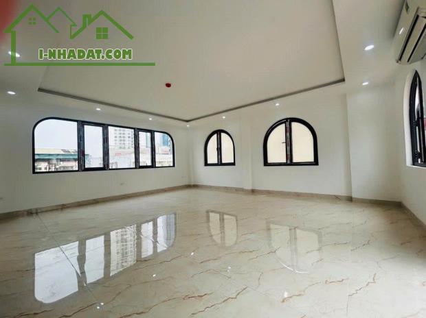 SIÊU VIP TOÀ NHÀ VĂN PHÒNG TRUNG TÂM ĐỐNG ĐA - 7 TẦNG THANG MÁY CAO CẤP - GIÁ HỜI HỢP LÝ ‼ - 2
