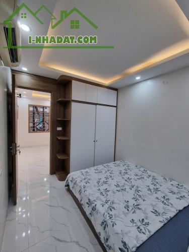 Bán căn hộ tập thể Giải Phóng, Đống Đa, căn góc, ô tô đỗ cửa, nhà đẹp ở luôn - 1