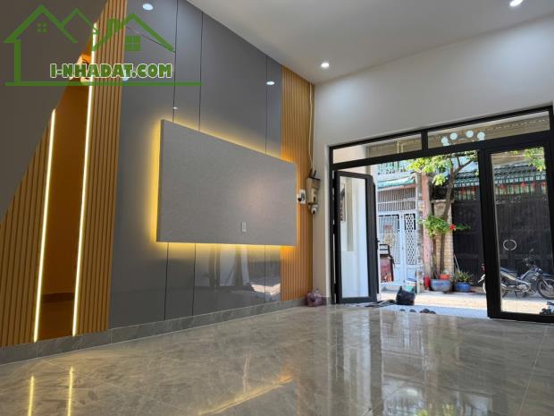Nhà Tân Chánh Hiệp,Quận 12,42m², Hẻm ô tô, Nhỉnh 3tỷ