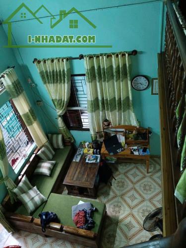 Chỉ 3tỷ900tr  có nhà hẻm ôtô , Phước Hải xây kiến cố, trung tâm nha trang. dt 68m ngang 6m - 2