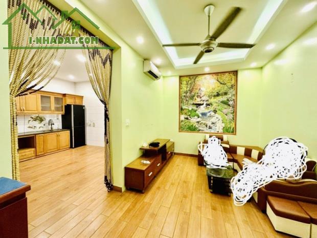Bán nhà Nguyễn Lam,Phúc Đồng 4 tầng,40m,mt5m oto đỗ cửa nhỉnh 7 tỷ - 2