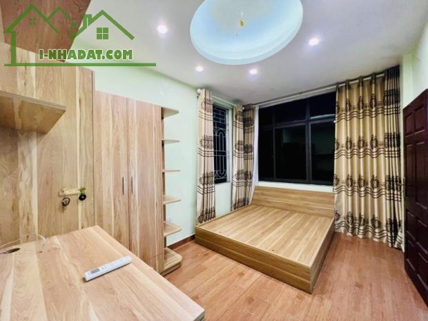 Bán nhà Nguyễn Lam,Phúc Đồng 4 tầng,40m,mt5m oto đỗ cửa nhỉnh 7 tỷ - 5