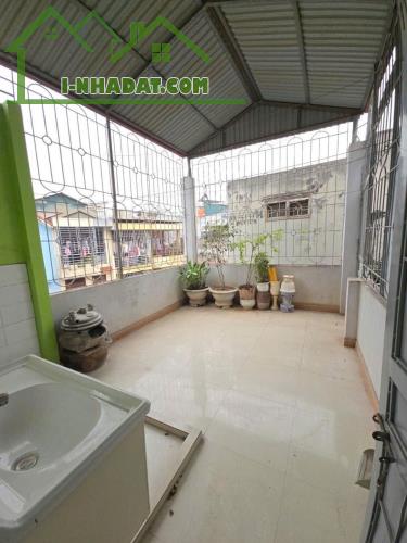 Bán nhà sát Phố Kim Giang, Quận Hoàng Mai, Ngõ thông gần phố,về ở ngay, dt 57m2 giá 8.6 tỷ - 4