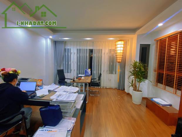 NHÀ PHỤNG CHÂU CĂN GÓC ÔTÔ ĐỖ CỔNG 60M 4T HƠN 3TỶ