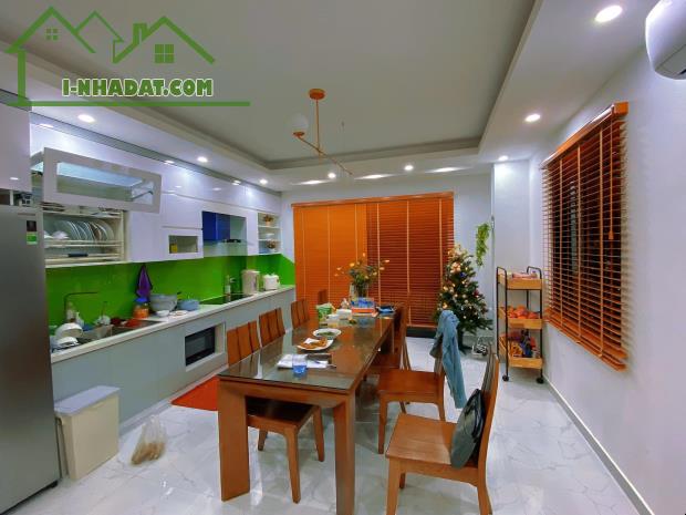 NHÀ PHỤNG CHÂU CĂN GÓC ÔTÔ ĐỖ CỔNG 60M 4T HƠN 3TỶ - 1