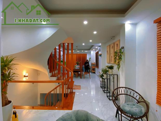 NHÀ PHỤNG CHÂU CĂN GÓC ÔTÔ ĐỖ CỔNG 60M 4T HƠN 3TỶ - 2