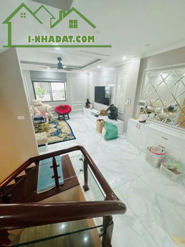 BÁN NHÀ PHỐ MỖ LAO HÀ ĐÔNG_PHÂN LÔ OTO TRANH_KHU VỰC Ơ SƯỚNG TIỆN ÍCH GẬP TRÀN_DT: 60M - 1