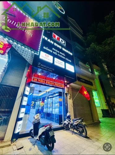Mặt phố Tôn Đức Thắng - Phố VIP kinh doanh vô đối - Vỉa hè rộng. - 1