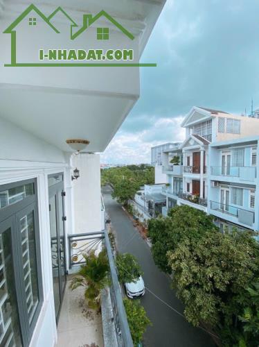 NHÀ LÔ GÓC PHẠM VĂN CHIÊU THÔNG THOÁNG, YÊN TĨNH, SẠCH SẼ 8.6VND - 1