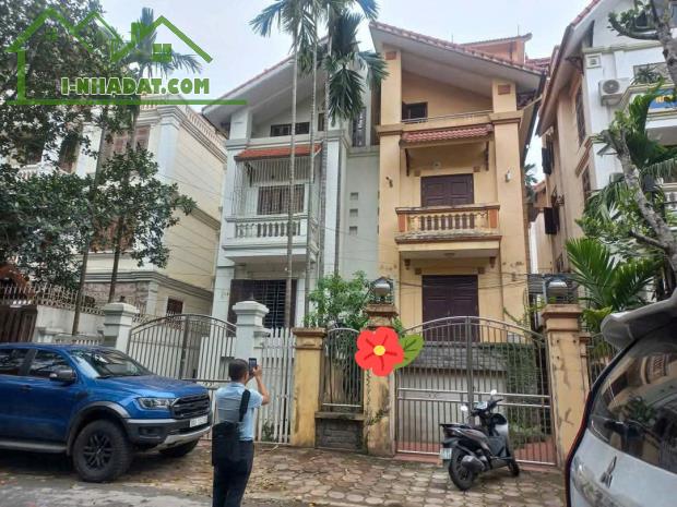 BIỆT THỰ KĐT BÁN ĐẢO LINH ĐÀM - KHU VIP DÀNH CHO GIỚI NHÀ GIÀU - VỈA HÈ RẤT RỘNG - THOÁNG - 1
