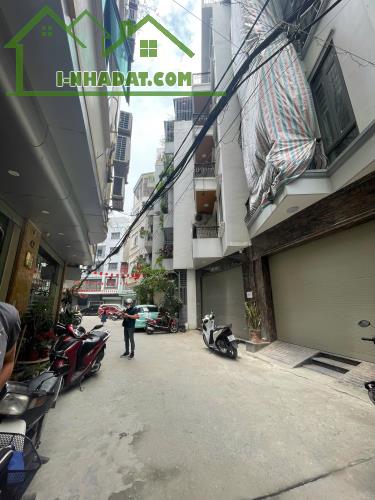 Bán nhà Phố Đốc Ngữ, Quận Ba Đình, ngõ ô tô tránh. Dt 56m2, Mt 5.2m. 2 mặt ngõ.