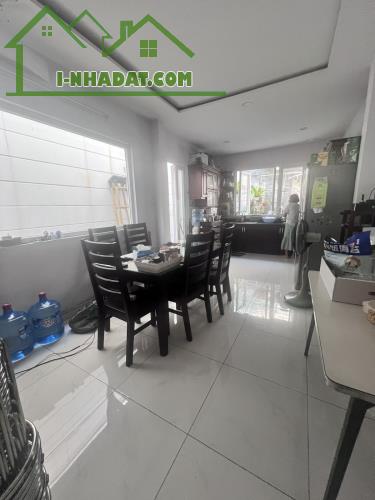 Bán Gấp! HXH Đường Nguyễn Thái Bình, Phường 12, Tân Bình DTCN 90m2 KhuKDSầm Uất Giá 12,4TỶ - 4