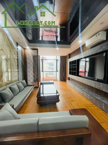 Nguyễn Văn Cừ 46m 7t mt 4m giá 12.75 tỷ thang máy ô tô vào nhà ngõ thông full nội thất - 2