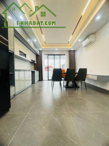Nguyễn Văn Cừ 46m 7t mt 4m giá 12.75 tỷ thang máy ô tô vào nhà ngõ thông full nội thất - 3