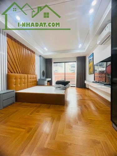 Nguyễn Văn Cừ 46m 7t mt 4m giá 12.75 tỷ thang máy ô tô vào nhà ngõ thông full nội thất - 5